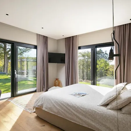Ulmus Villa Karojba